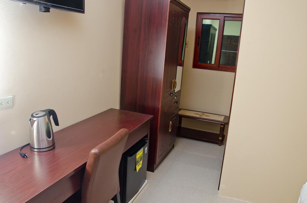 Grand Diamond Hotel Trinidad Piarco Eksteriør billede