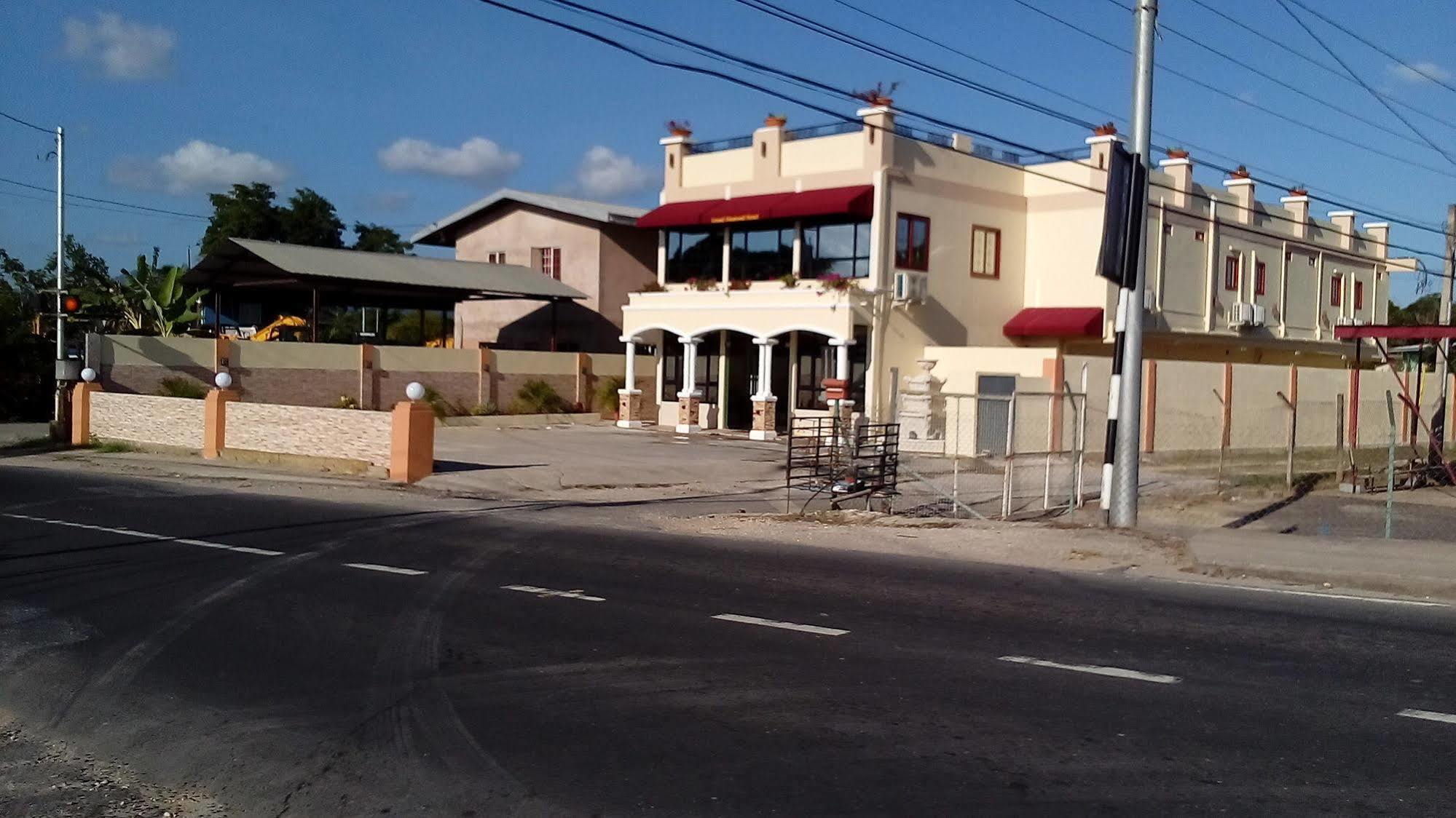 Grand Diamond Hotel Trinidad Piarco Eksteriør billede